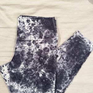 Wunder Under Leggings 25”